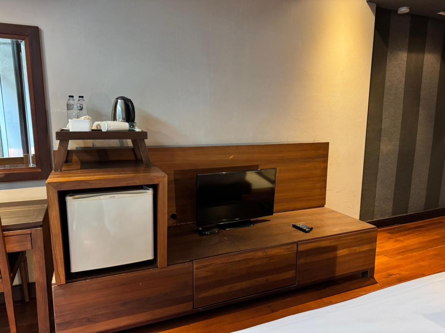 Wish Inn Silom - วิช อินน์ สีลม X Bangkok Ngoại thất bức ảnh