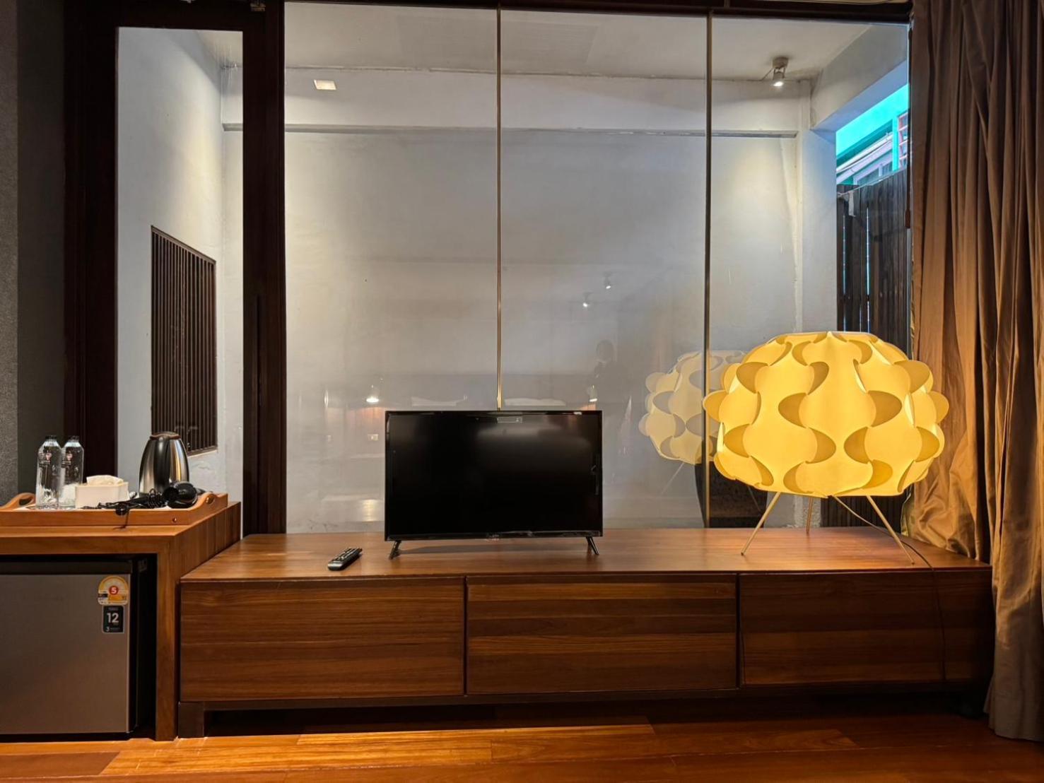 Wish Inn Silom - วิช อินน์ สีลม X Bangkok Ngoại thất bức ảnh